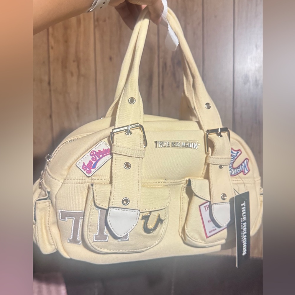 Viral True Religion Yellow Shoulder Bag with Silver Accents - Picture 1 of 7